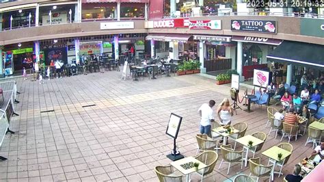 yumbo webcam live.